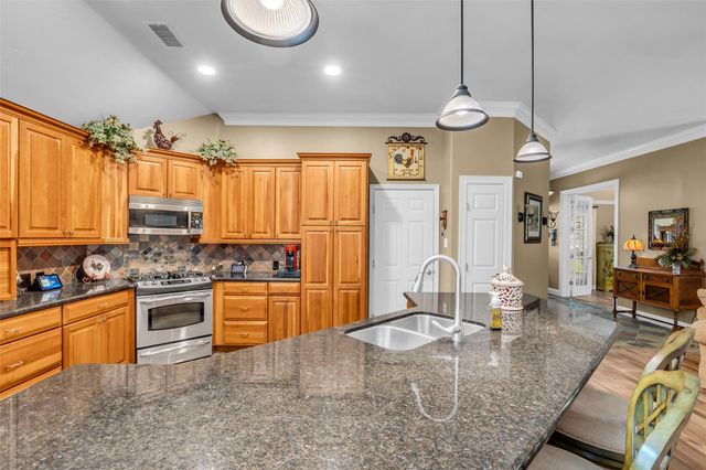 3 Veranda Ridge Drive, The Woodlands, TX 77382