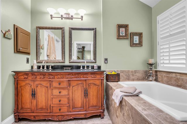 3 Veranda Ridge Drive, The Woodlands, TX 77382