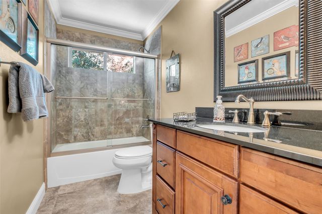 3 Veranda Ridge Drive, The Woodlands, TX 77382