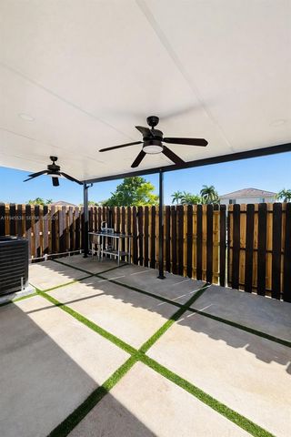 15808 SW 136th Way, Miami, FL 33196