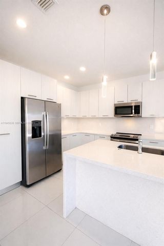 15808 SW 136th Way, Miami, FL 33196