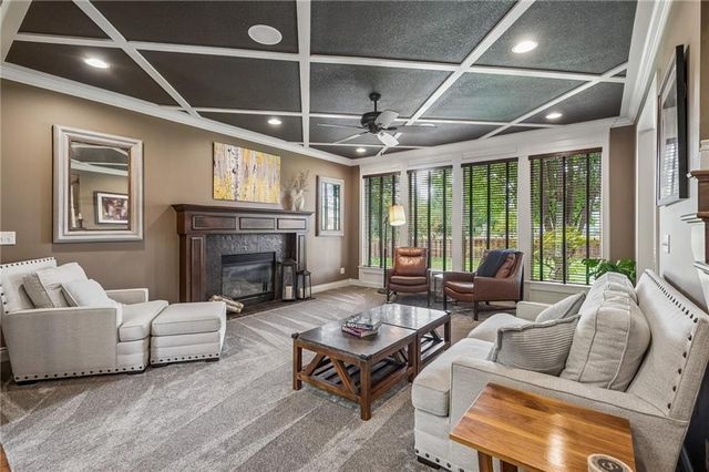 2437 NE Angel Fish Circle, Lee's Summit, MO 64086