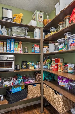 2437 NE Angel Fish Circle, Lee's Summit, MO 64086