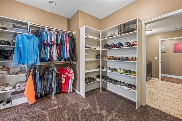 2437 NE Angel Fish Circle, Lee's Summit, MO 64086