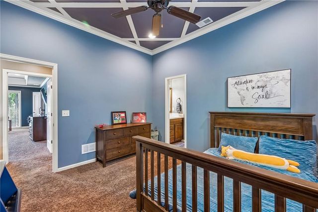 2437 NE Angel Fish Circle, Lee's Summit, MO 64086