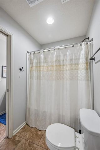 2437 NE Angel Fish Circle, Lee's Summit, MO 64086