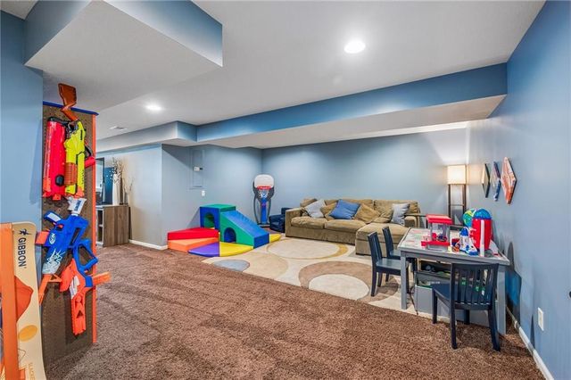 2437 NE Angel Fish Circle, Lee's Summit, MO 64086