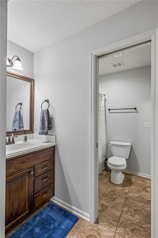 2437 NE Angel Fish Circle, Lee's Summit, MO 64086