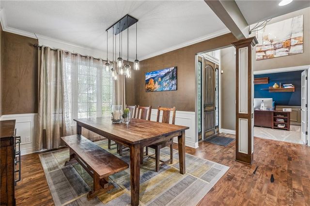 2437 NE Angel Fish Circle, Lee's Summit, MO 64086