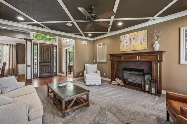 2437 NE Angel Fish Circle, Lee's Summit, MO 64086