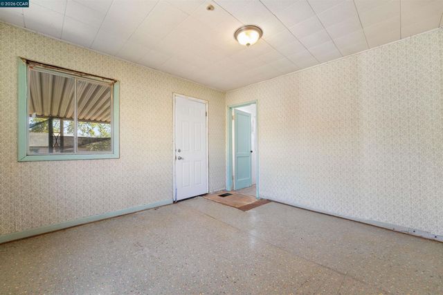 128 Marks Blvd, Pittsburg, CA 94565