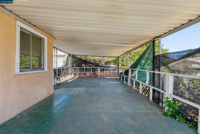 128 Marks Blvd, Pittsburg, CA 94565