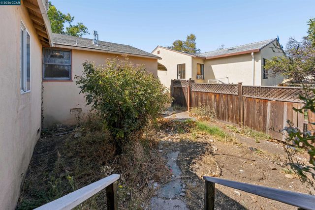 128 Marks Blvd, Pittsburg, CA 94565