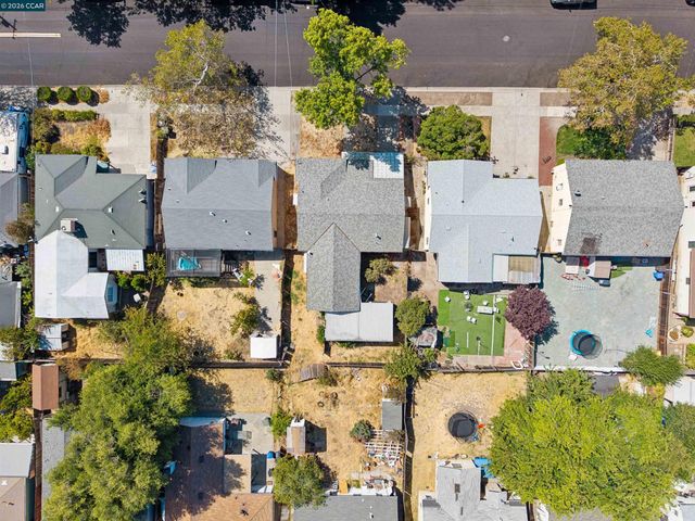 128 Marks Blvd, Pittsburg, CA 94565