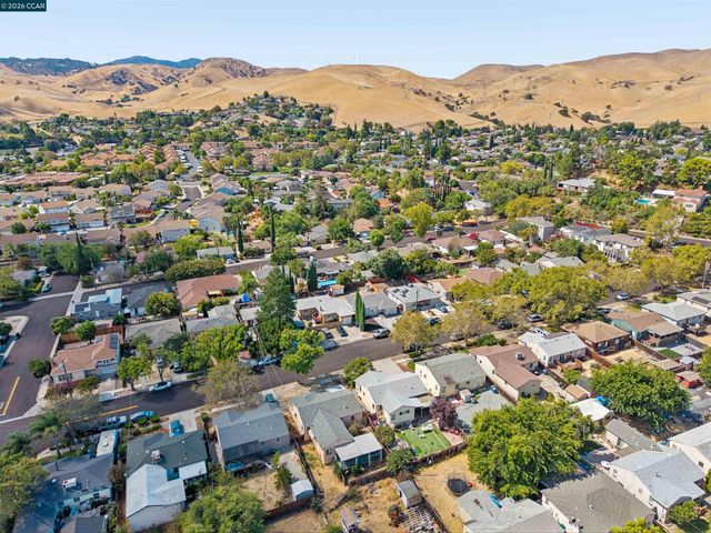 128 Marks Blvd, Pittsburg, CA 94565