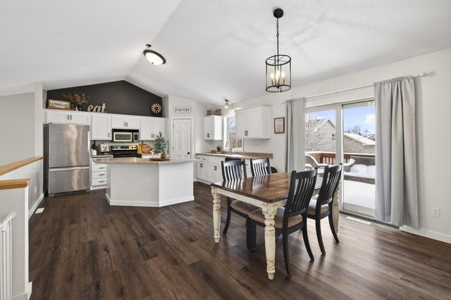 1319 Angel Avenue SW, Watertown, MN 55388