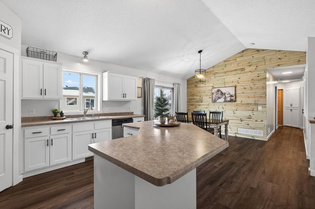 1319 Angel Avenue SW, Watertown, MN 55388