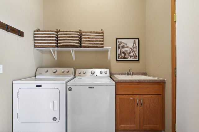 1319 Angel Avenue SW, Watertown, MN 55388