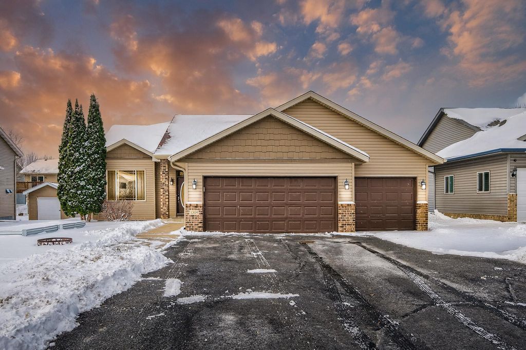 1319 Angel Avenue SW, Watertown, MN 55388