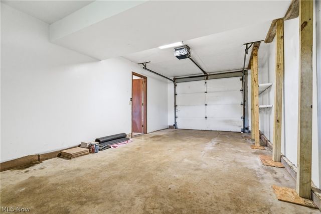 8572 Greenmeadow Avenue NW, Canal Fulton, OH 44614