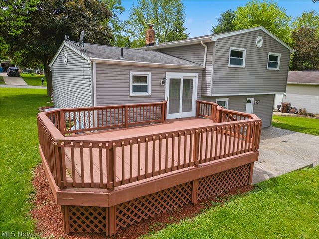 8572 Greenmeadow Avenue NW, Canal Fulton, OH 44614