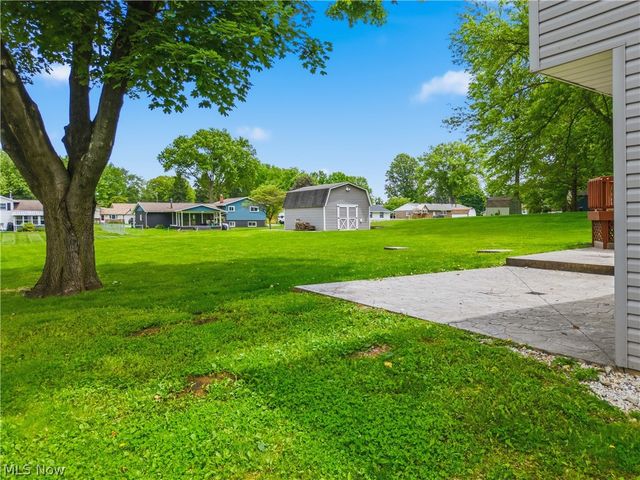 8572 Greenmeadow Avenue NW, Canal Fulton, OH 44614