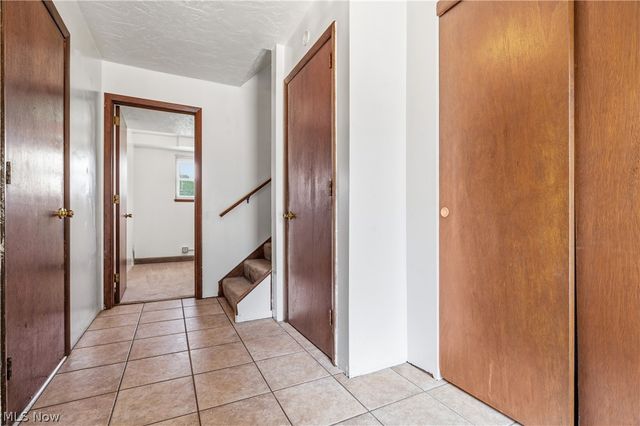 8572 Greenmeadow Avenue NW, Canal Fulton, OH 44614