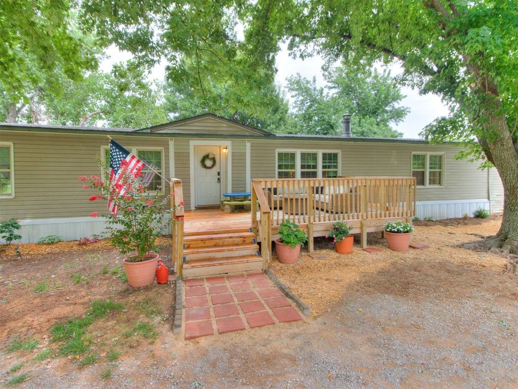 21900 N Douglas Avenue, Edmond, OK 73012