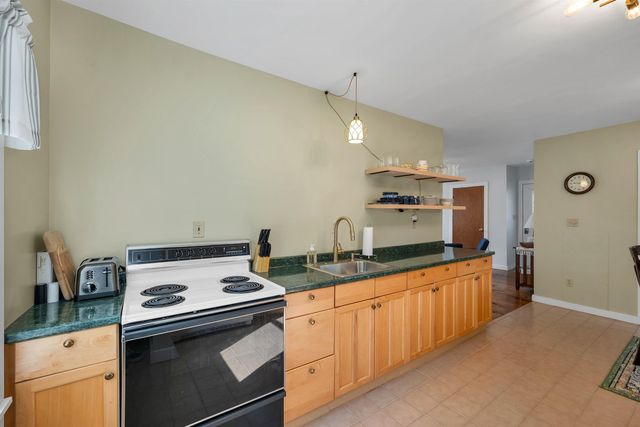 456 Governor Wentworth Highway, Tuftonboro, NH 03816