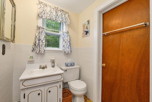 456 Governor Wentworth Highway, Tuftonboro, NH 03816