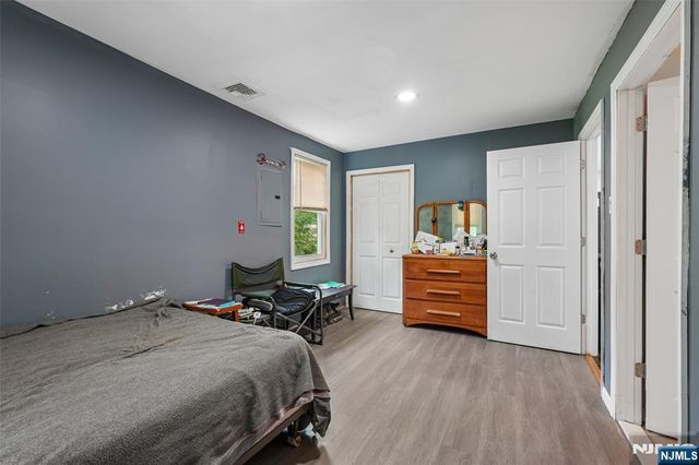 307 Boulevard Drive, Wayne, NJ 07470