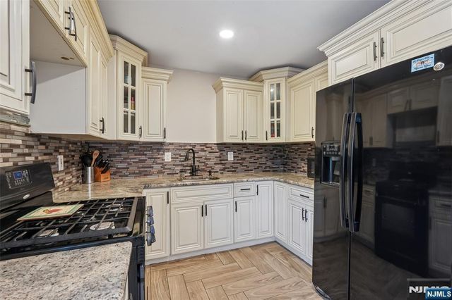 307 Boulevard Drive, Wayne, NJ 07470