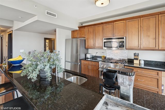 27 Library Street 803, Grand Rapids, MI 49503