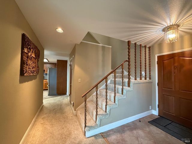 920 Crestmont Dr, Angwin, CA 94508