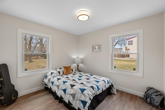 3541 S 46th STREET, Greenfield, WI 53220