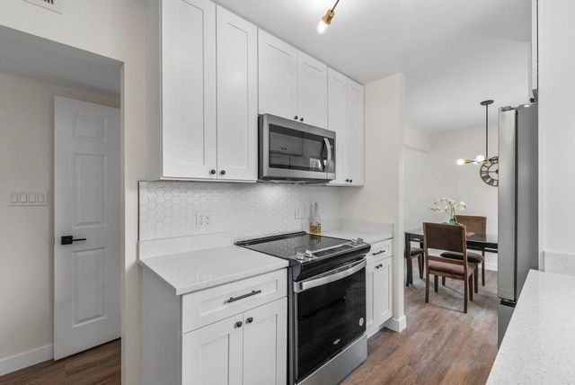 3541 S 46th STREET, Greenfield, WI 53220