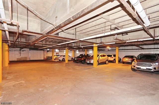 18 Springfield Ave 2C, Cranford Twp., NJ 07016
