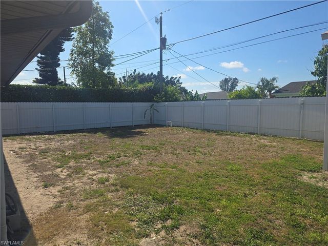 4472 30th PL SW, Naples, FL 34116