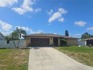 4472 30th PL SW, Naples, FL 34116