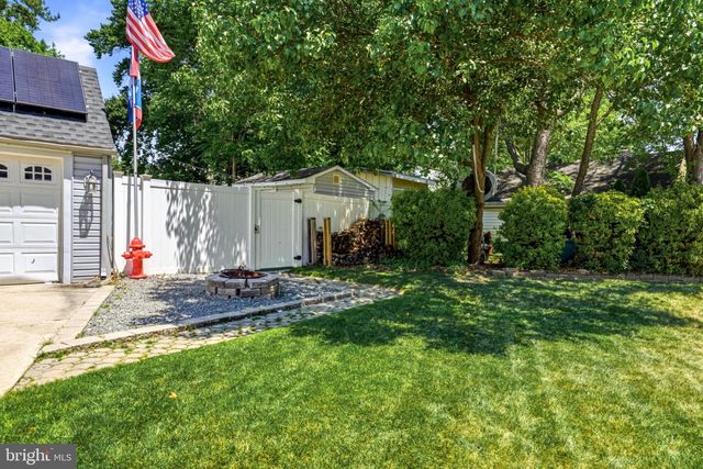 411 W CEDAR AVE, Oaklyn, NJ 08107