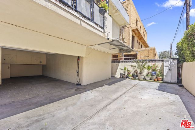 6904 Radford Avenue 7, North Hollywood, CA 91605