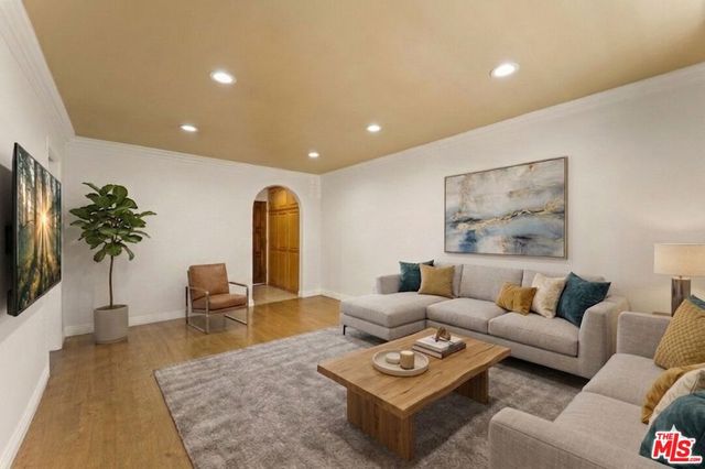 6904 Radford Avenue 7, North Hollywood, CA 91605