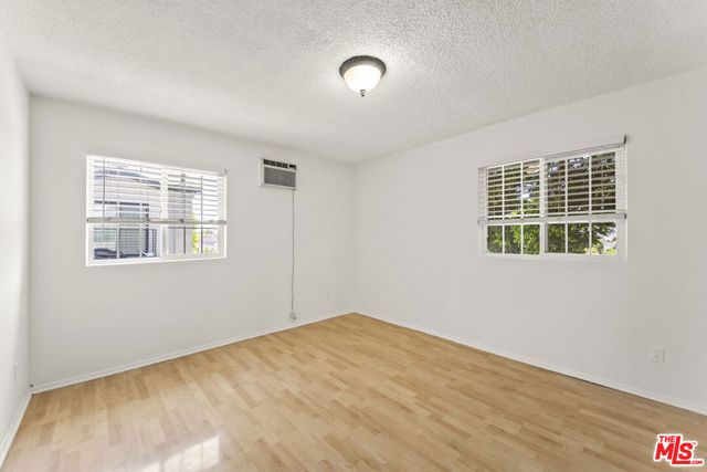 6904 Radford Avenue 7, North Hollywood, CA 91605