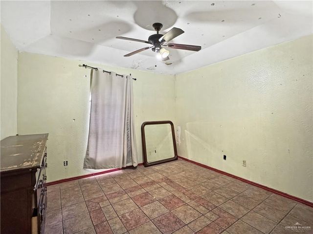 1220 S Huisache Street, Pharr, TX 78577