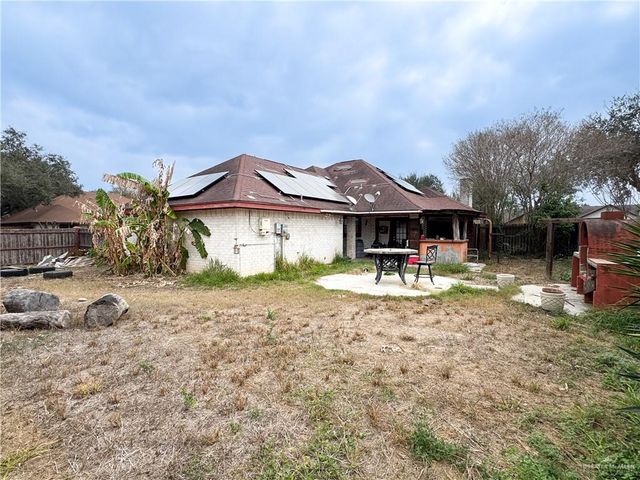 1220 S Huisache Street, Pharr, TX 78577