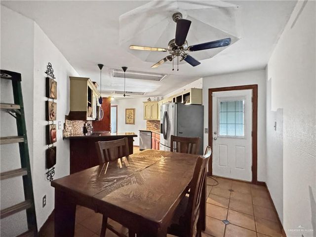 1220 S Huisache Street, Pharr, TX 78577