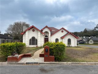 1220 S Huisache Street, Pharr, TX 78577