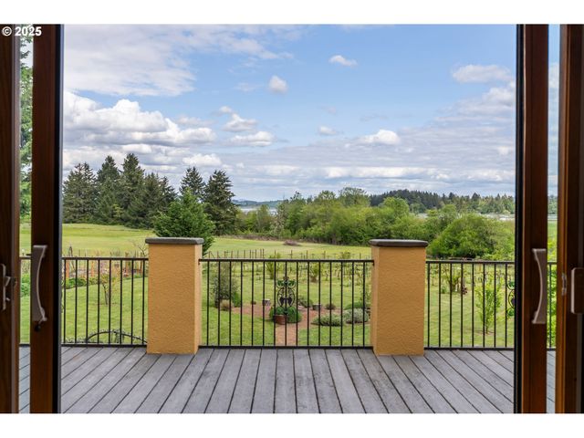 88369 TIMBERLINE Dr, Veneta, OR 97487