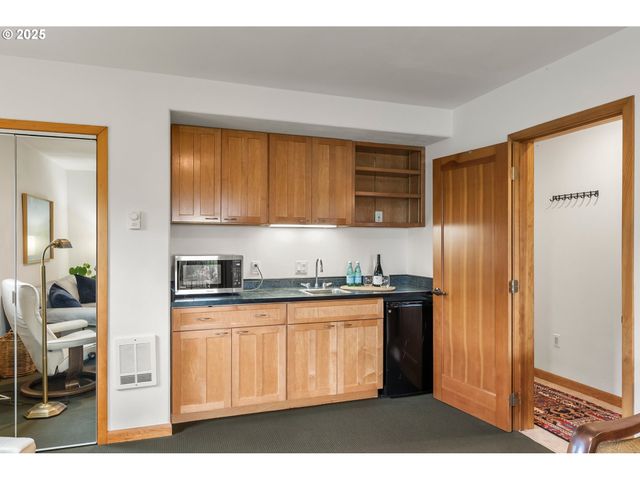88369 TIMBERLINE Dr, Veneta, OR 97487