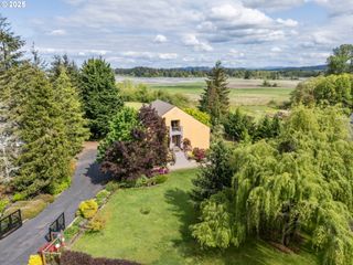 88369 TIMBERLINE Dr, Veneta, OR 97487